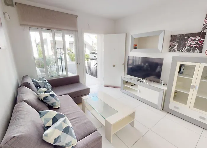 Apartment Vistabella 2 Bed Lower